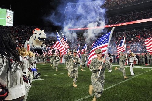 DVIDS - Images - NFL honors service members, donates to nonprofit  organizations during Salute to Service, Military Appreciation Games [Image  2 of 2]